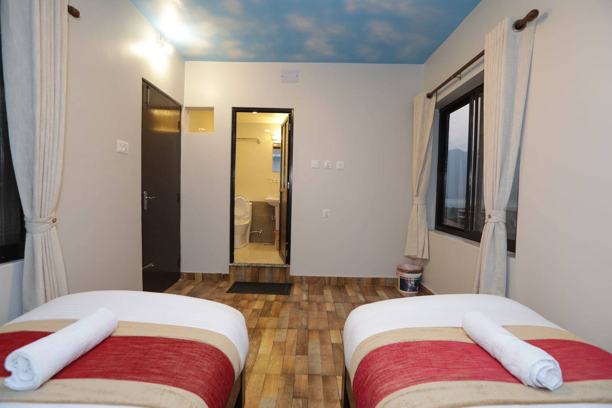 Green Peace Resort Pokhara Exterior foto